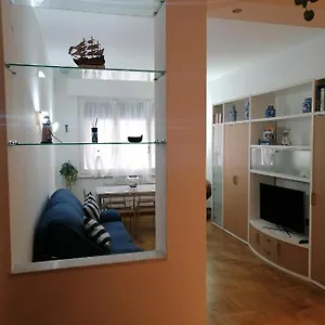 Chiaralice/home: 10 Min Mare - 5 Min Centro Appartamento Chiavari