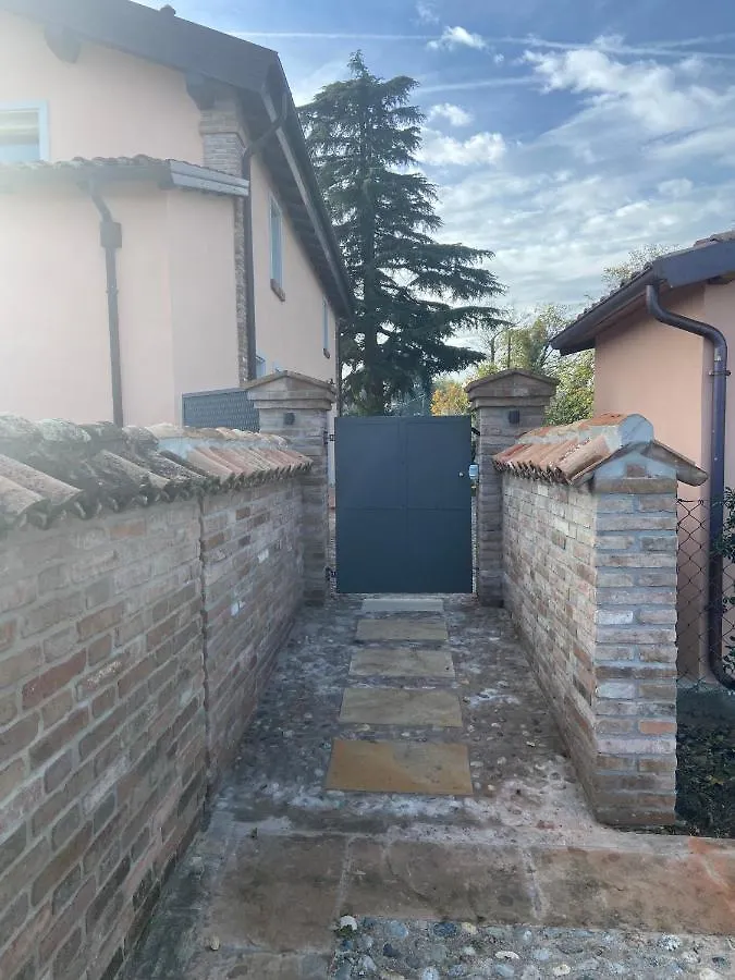 Rio Sabbioso Guest House Dozza Italy